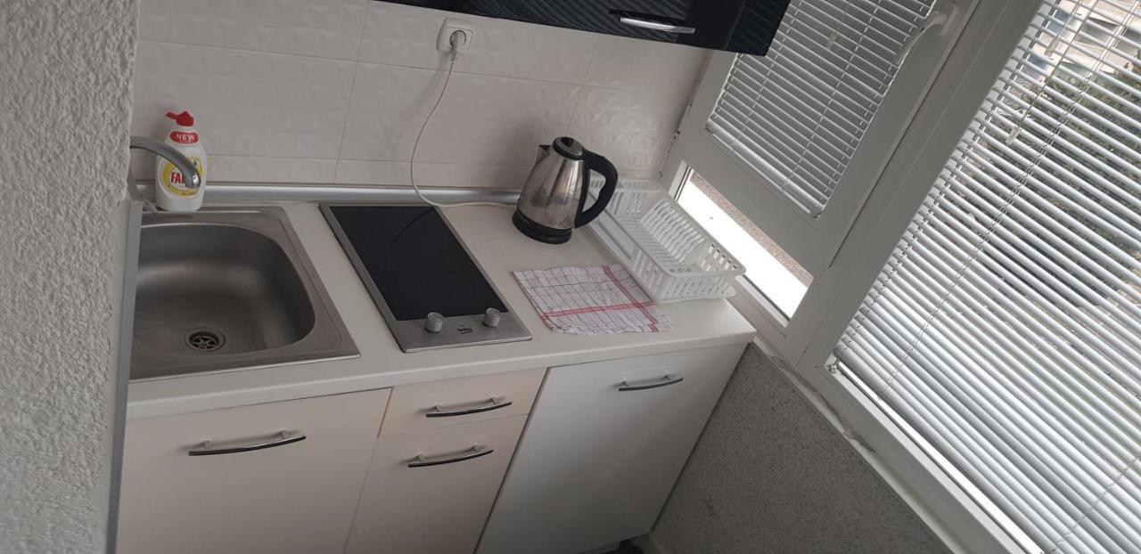 אוהריד Ristevski Apartments מראה חיצוני תמונה