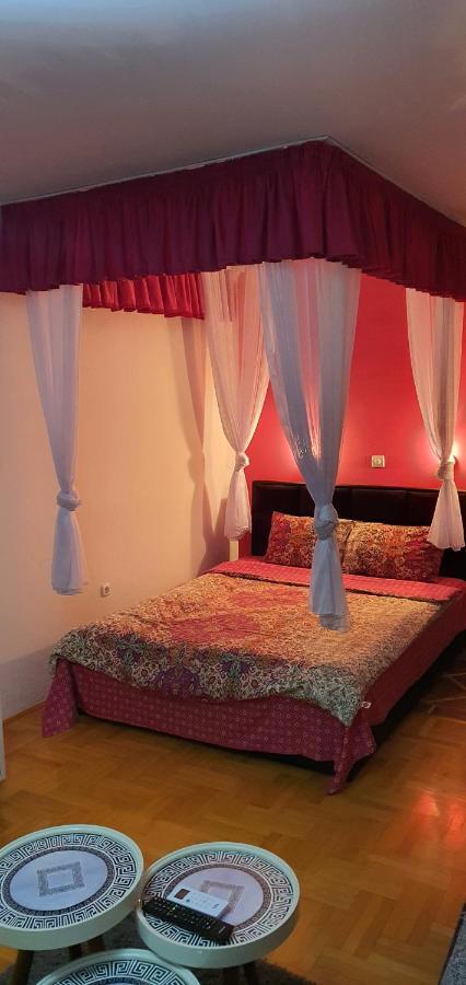 אוהריד Ristevski Apartments מראה חיצוני תמונה
