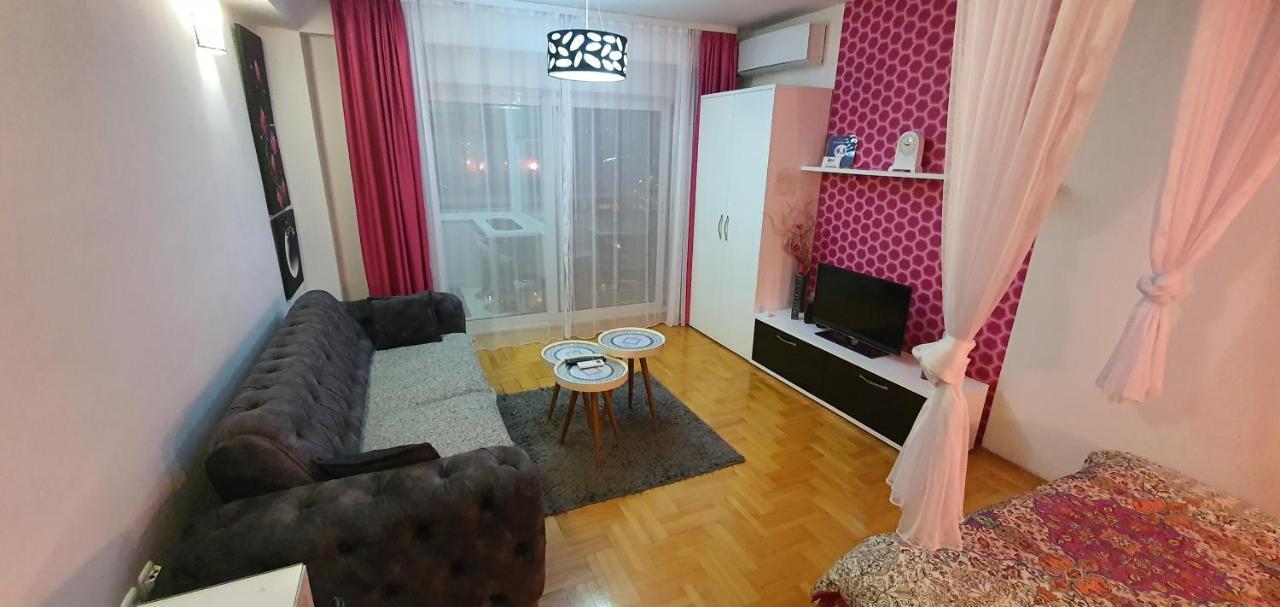 אוהריד Ristevski Apartments מראה חיצוני תמונה