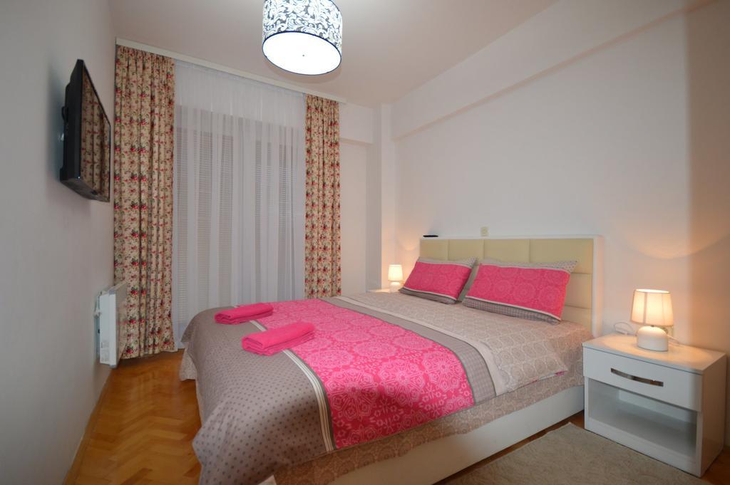אוהריד Ristevski Apartments מראה חיצוני תמונה